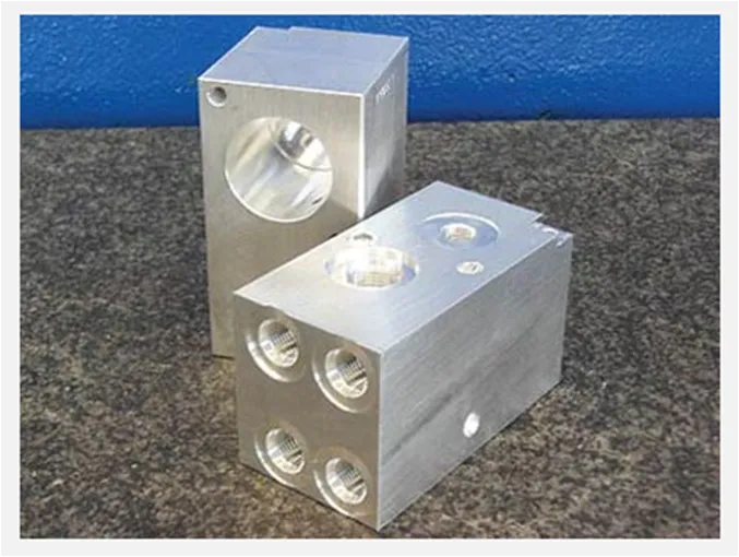 Deckel-M7