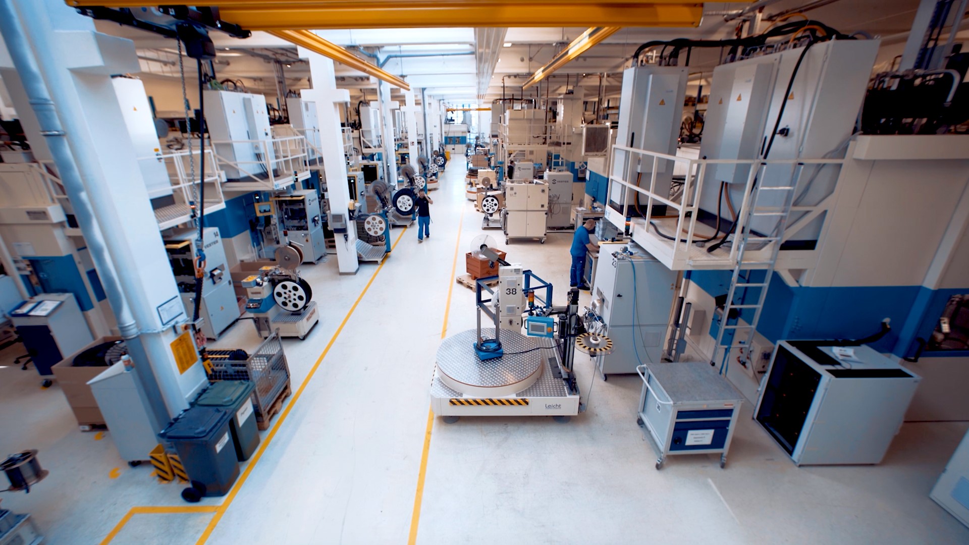 Headquarters Germany: Punching Shop