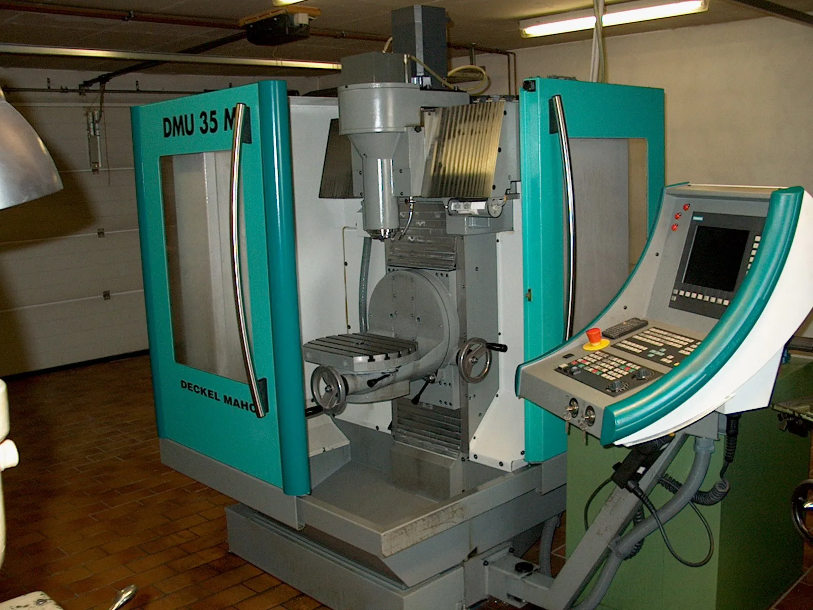 DMU