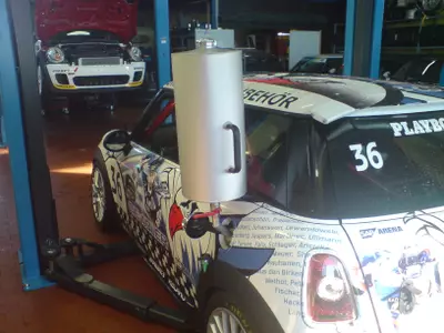 Betankungsbehälter im Einsatz