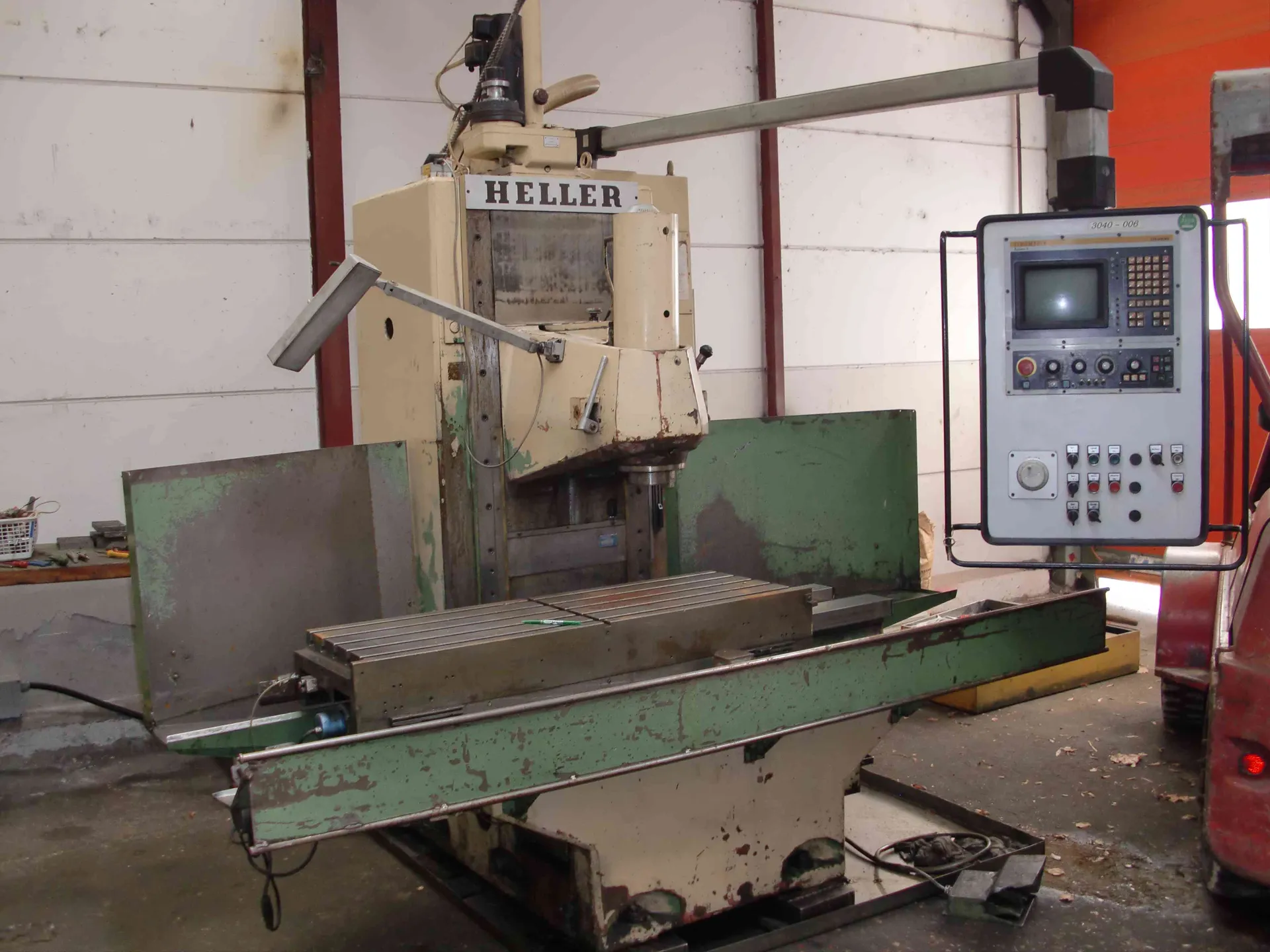 CNC Fr�smaschine Heller PV 10-1000