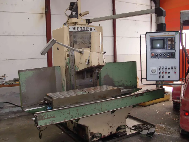 CNC Fr�smaschine Heller PV 10-1000