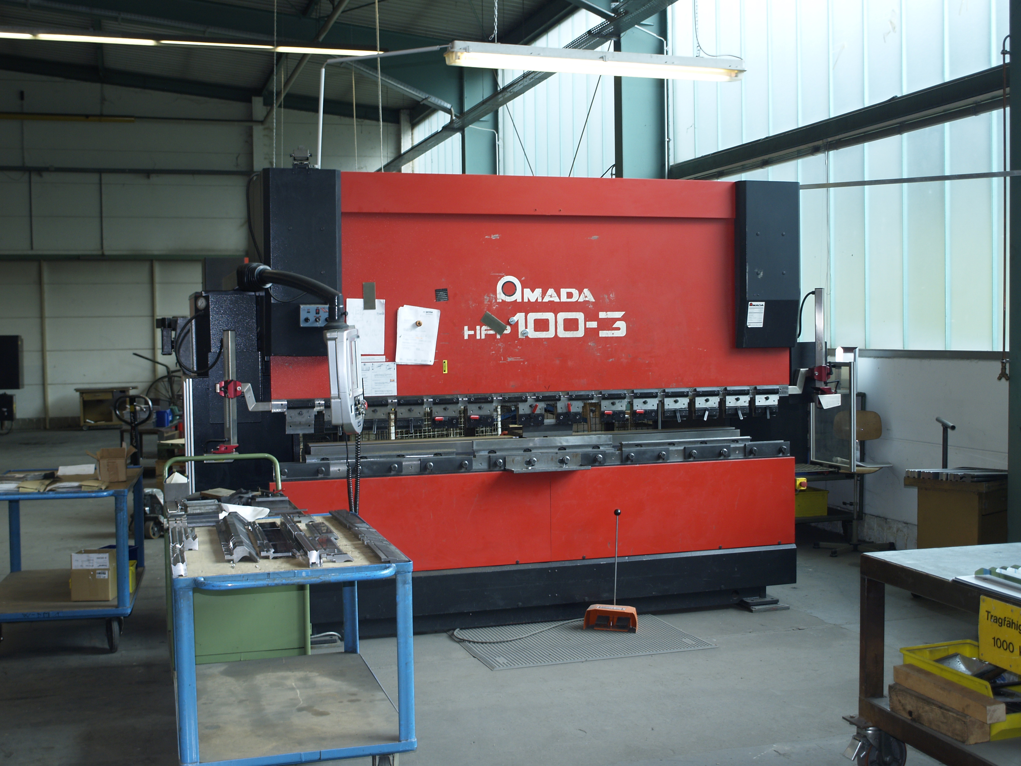 Amada HFP 100-3