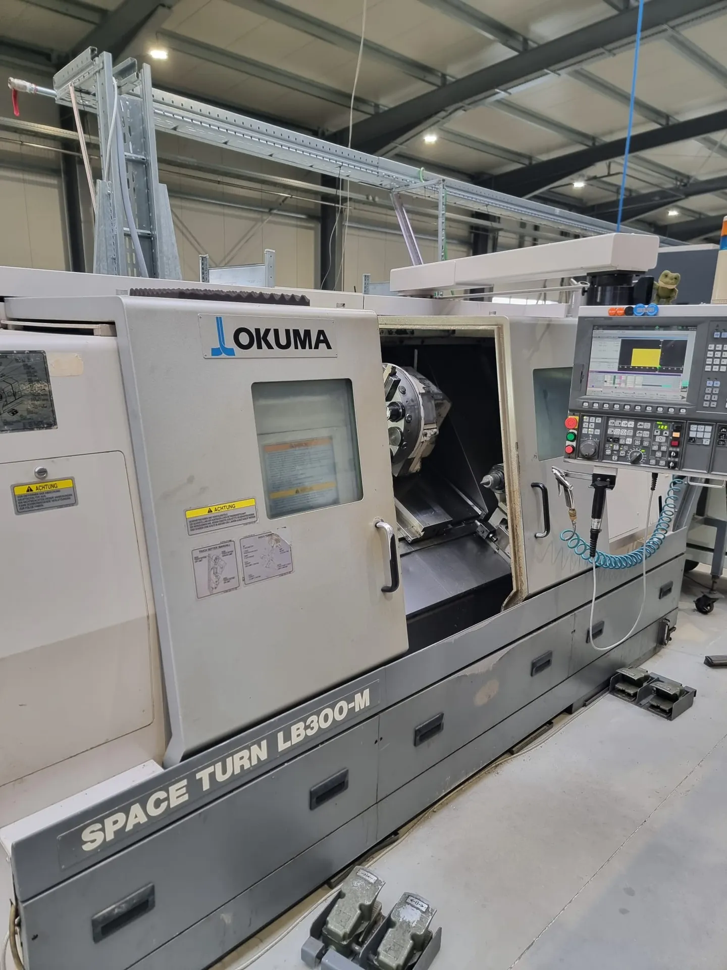 Okuma LB300-M