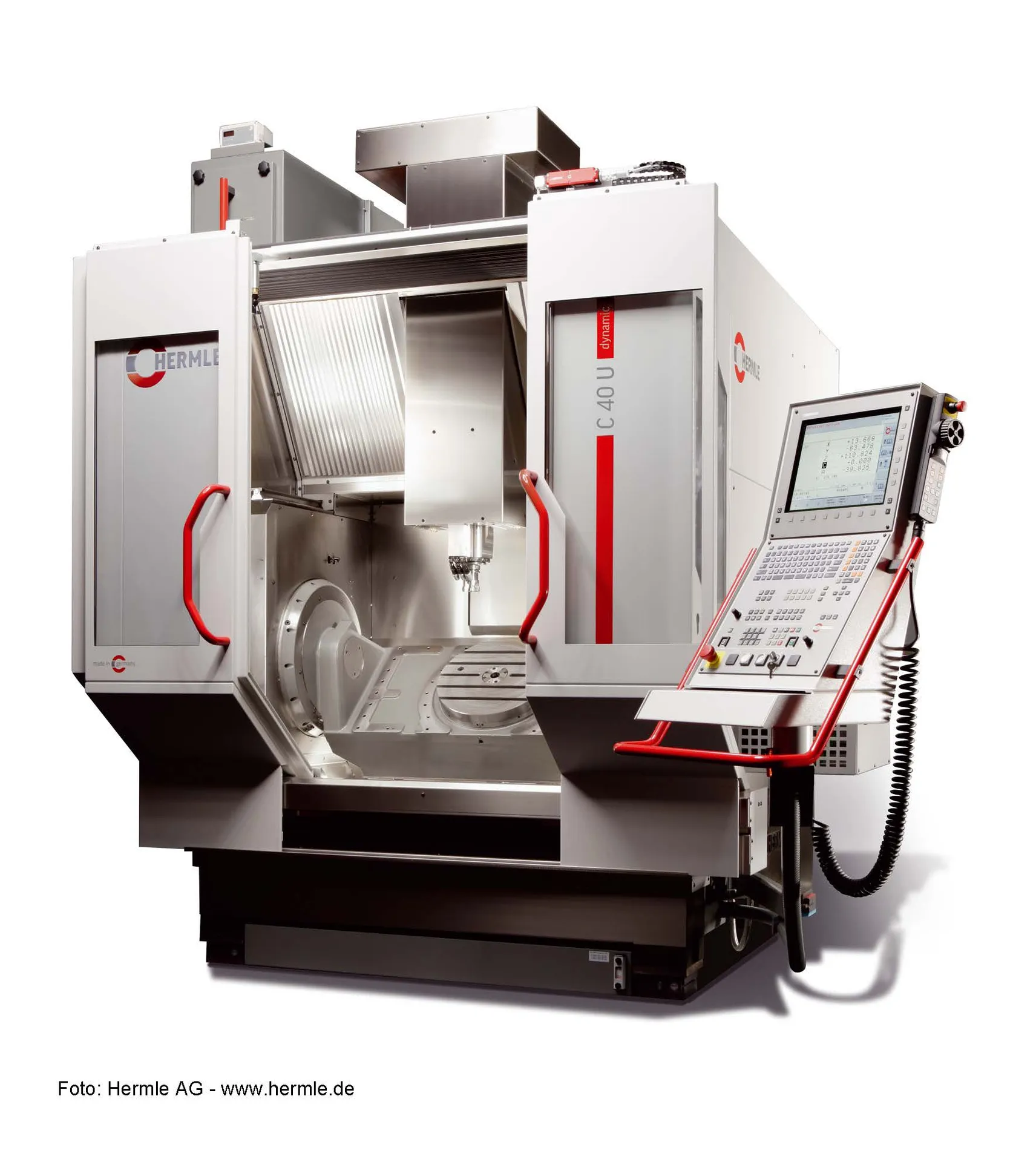 Hermle C40U Dynamic mit Roboterbeladung